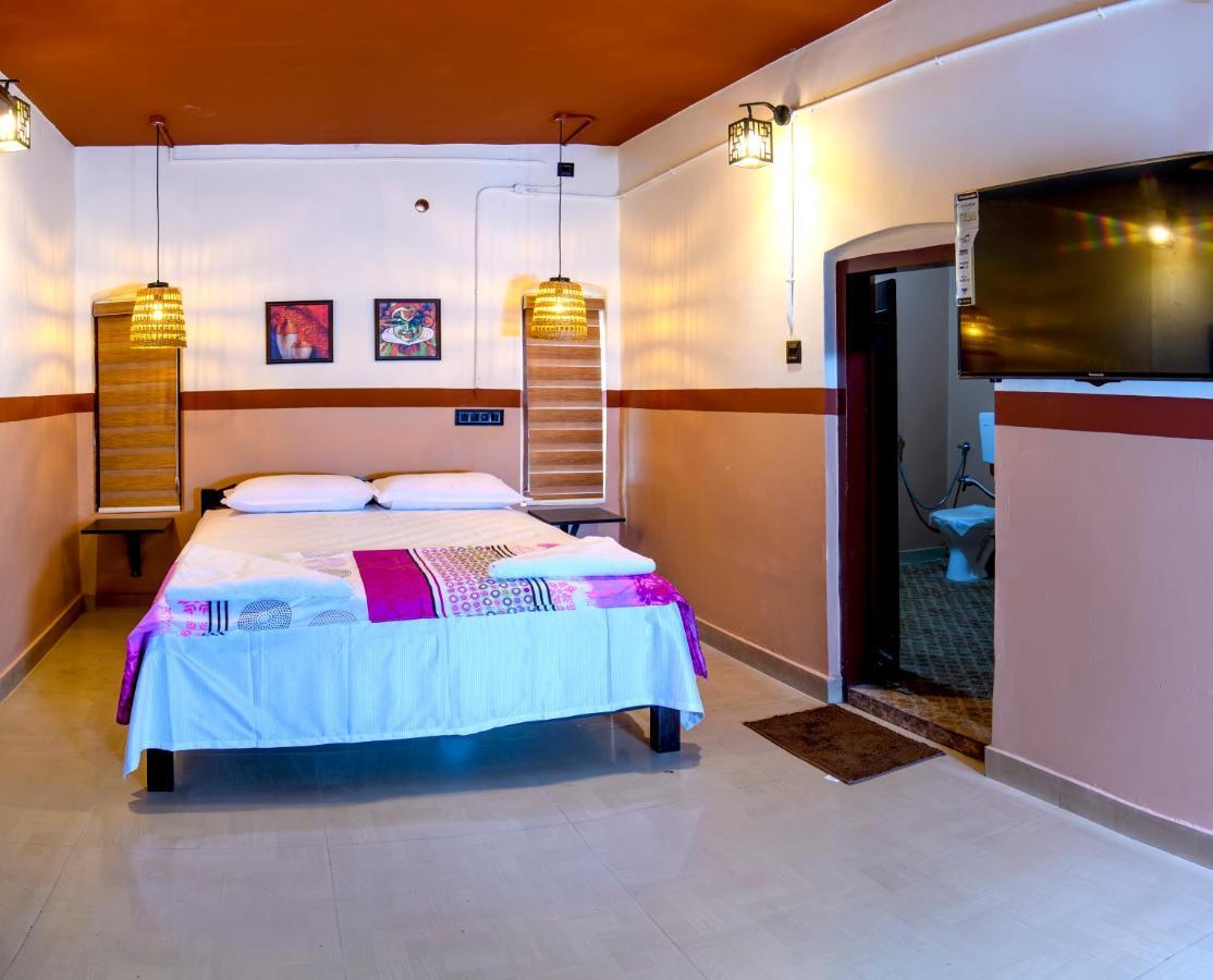 Rams Guest House The Valley Near Kims Hospital تريفِندرم المظهر الخارجي الصورة