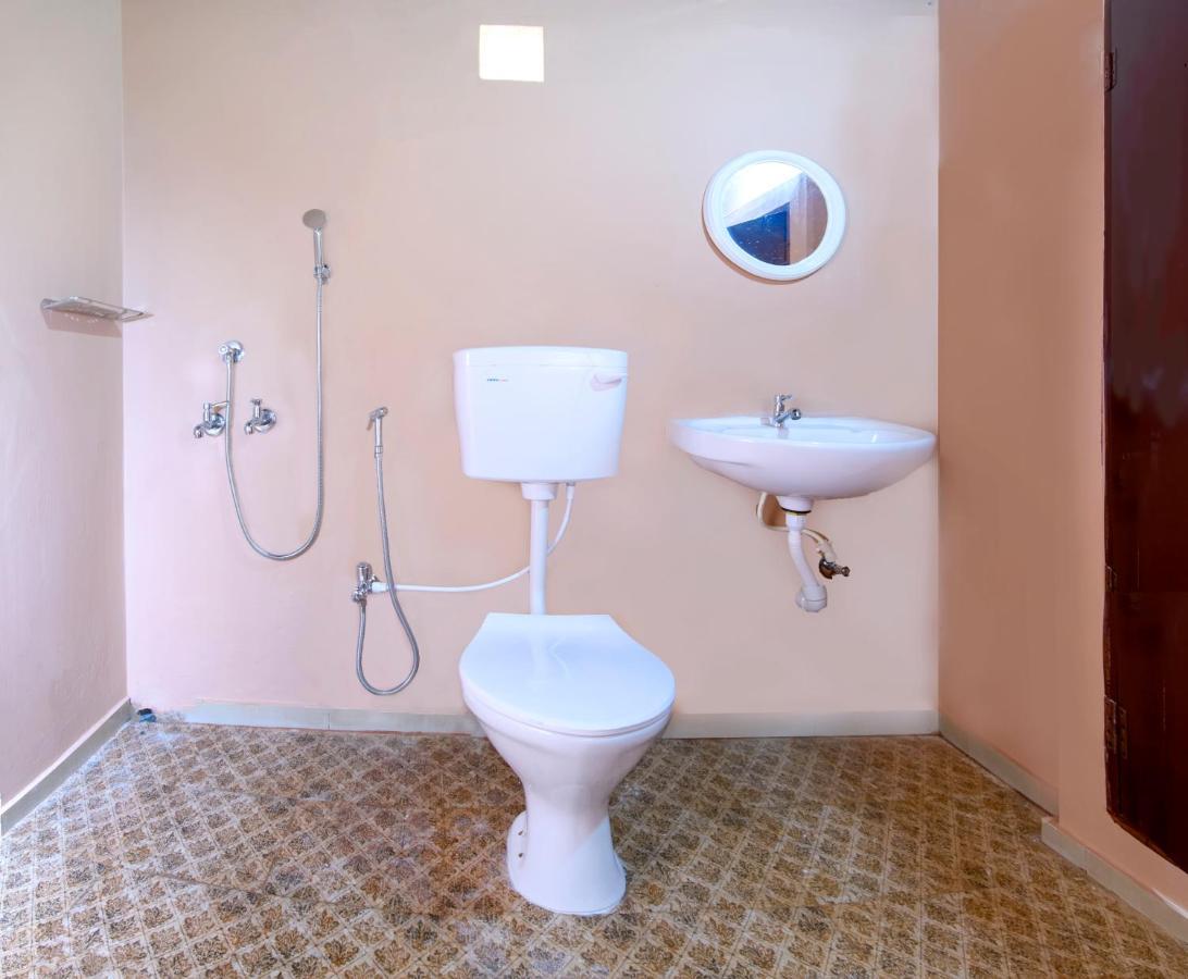 Rams Guest House The Valley Near Kims Hospital تريفِندرم المظهر الخارجي الصورة